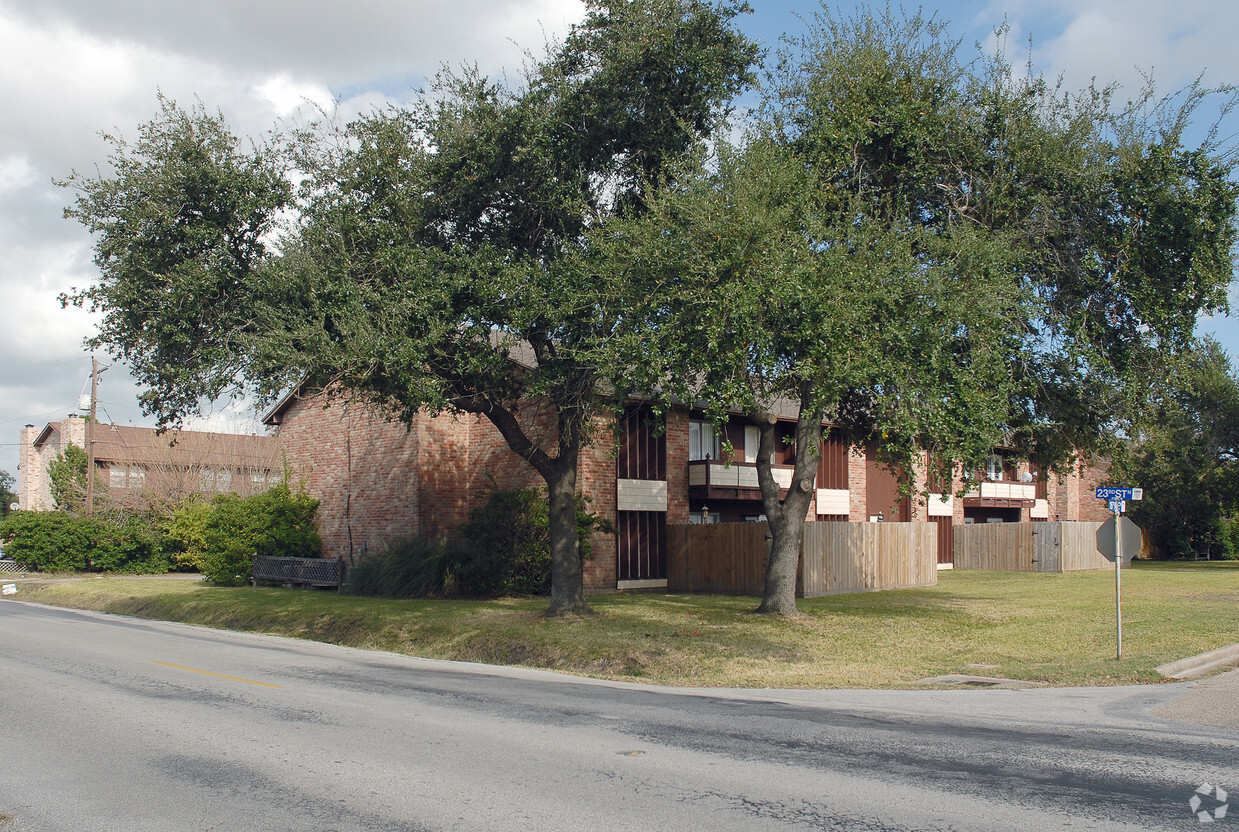 Neptune Apartments Texas City