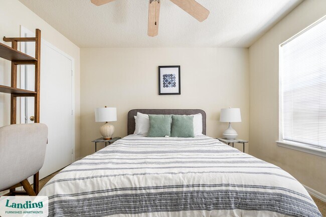 Building Photo - 4148 53rd Ave W