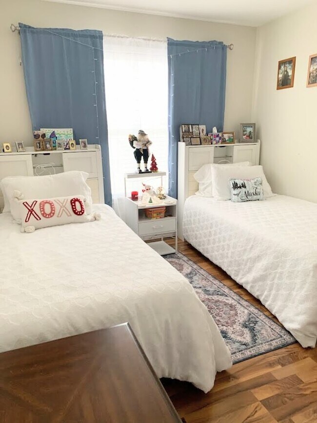 Building Photo - 119 Woodland Dr N