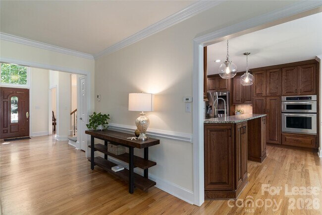 Building Photo - 16647 Greenfarm Rd