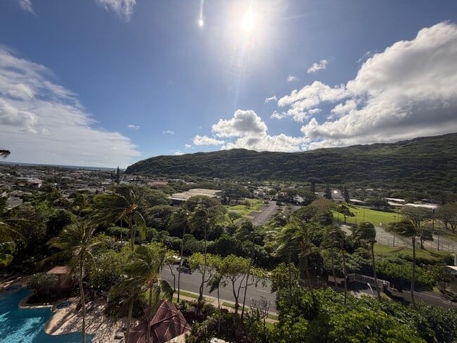 Building Photo - Partly Furnished 2 Bedroom, 2 Bathroom, 2 Parking (Mauna Luan Hawaii Kai)