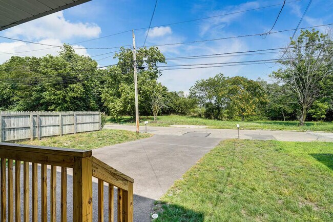 Building Photo - 51 Indian Ave