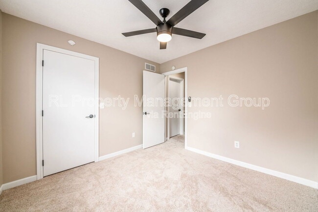 Building Photo - 2940 Wynridge Dr