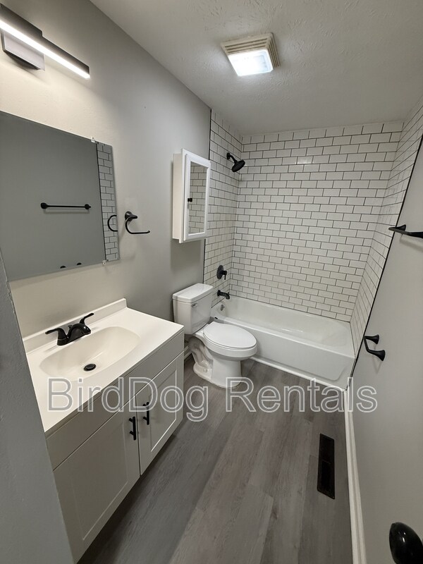 Building Photo - 2952 Olivette Rd