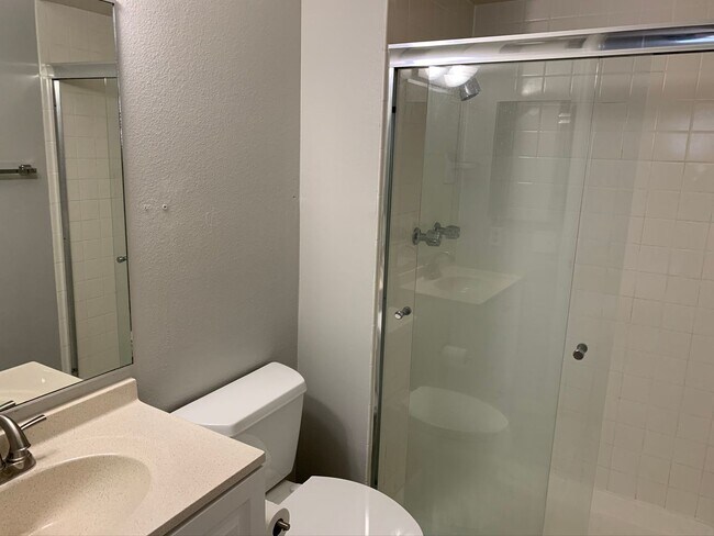 Building Photo - 4654 White Rock Cir