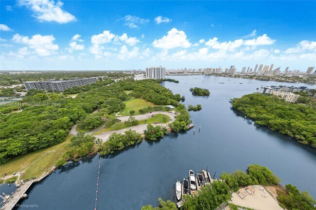 Building Photo - 16385 Biscayne Blvd