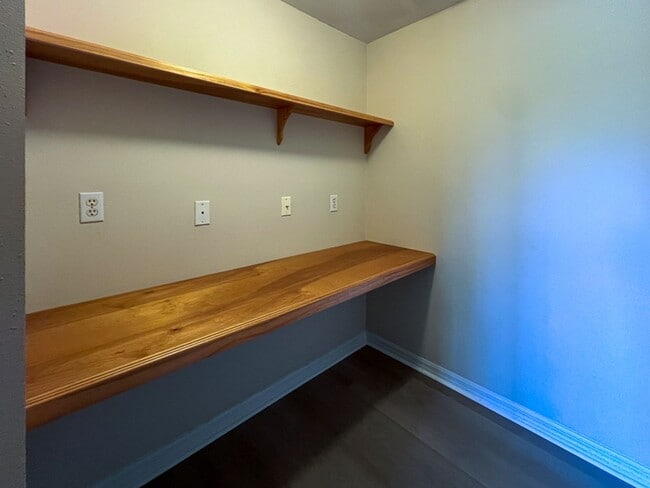 Building Photo - Beautiful 3 Bedroom Condo in the Links wit...