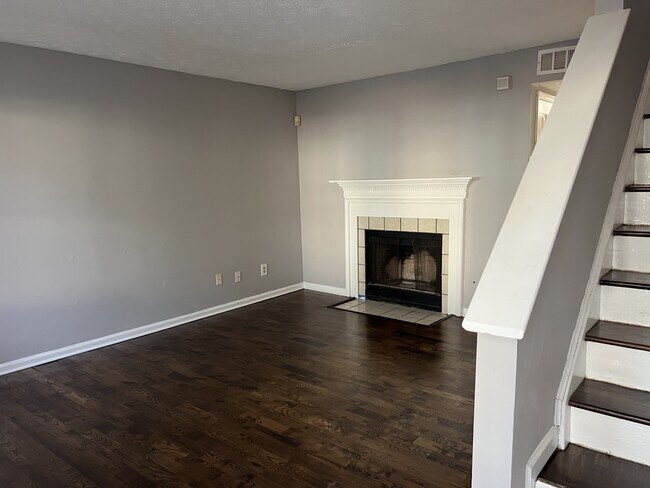 Building Photo - 2259 Wellington Cir