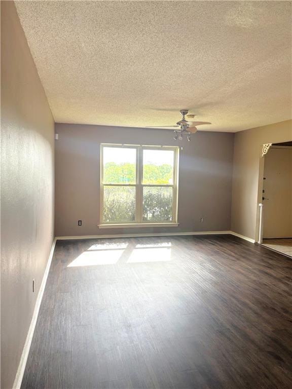 Building Photo - 534 Highland Woods Dr W