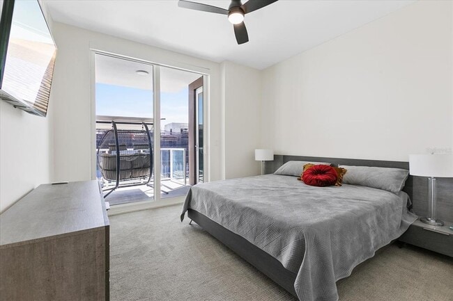 Building Photo - 920 N Osceola Ave