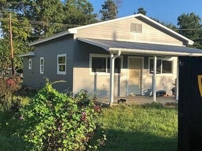 Building Photo - 200 Ritchey Rd