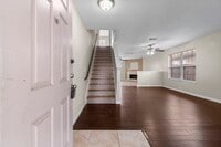 Building Photo - 511 Cypresswood Knoll