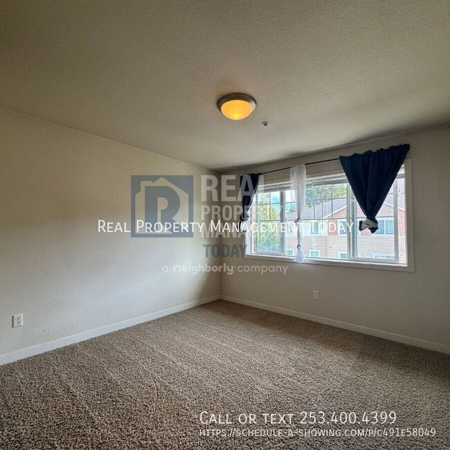 Building Photo - 13413 97th Ave E