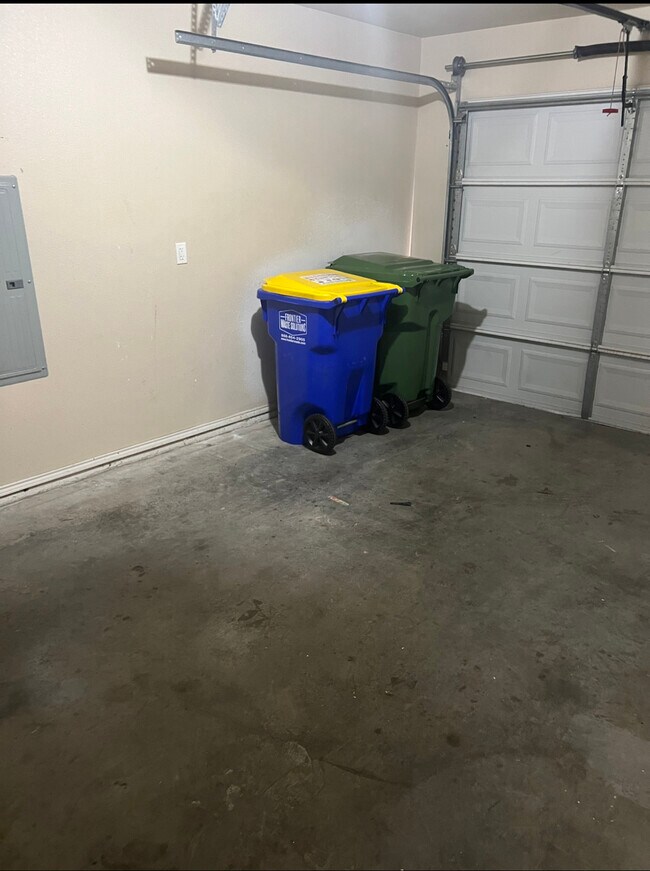 Building Photo - 7704 Downe Dr