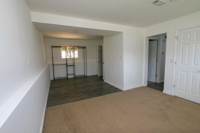 Building Photo - 1080 Arapaho Ave