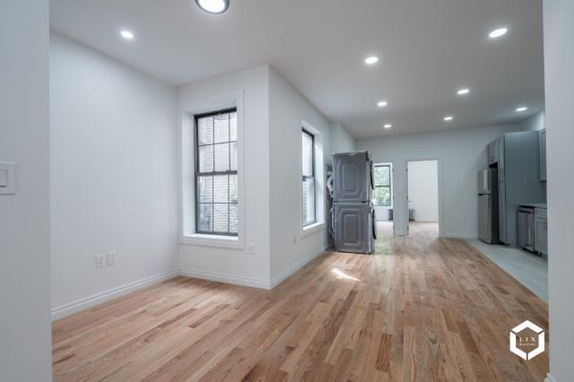 Building Photo - 4 bedroom in BROOKLYN NY 11203