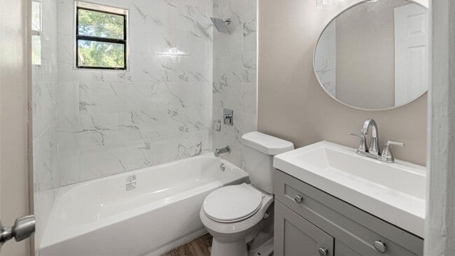 Building Photo - 5207 Montague Pl