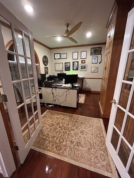 Building Photo - 403 Prestwick Dr