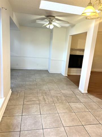 Building Photo - 4138 Towngate Blvd