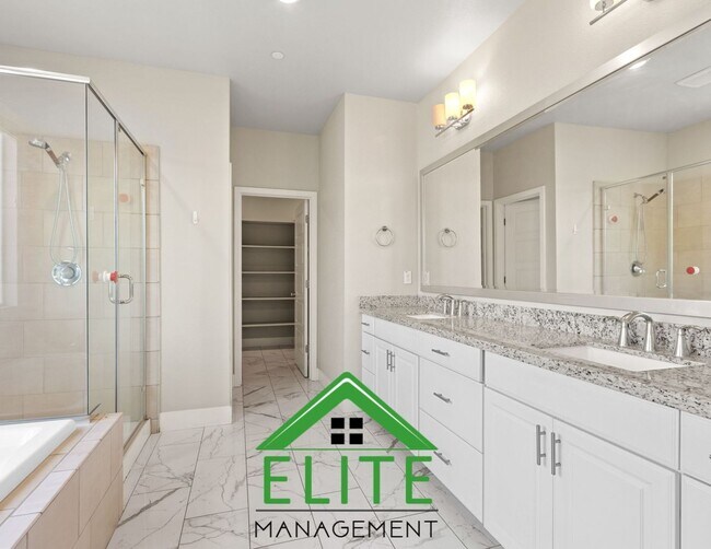 Building Photo - **Modern single-family residence in the hi...