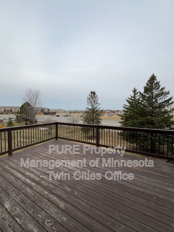 Building Photo - 1704 Basswood Ct