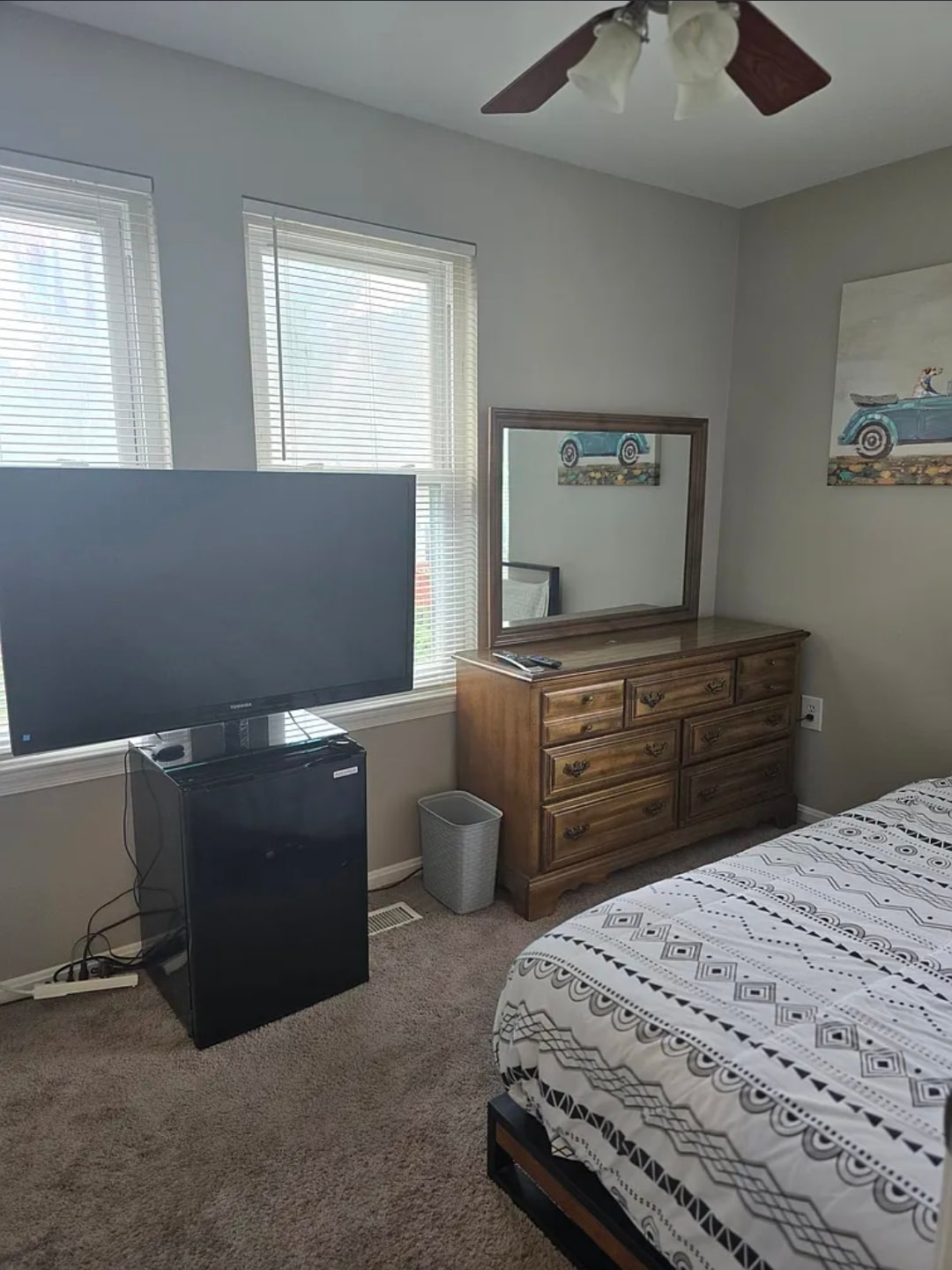 Building Photo - 3045 Shepperton Ter