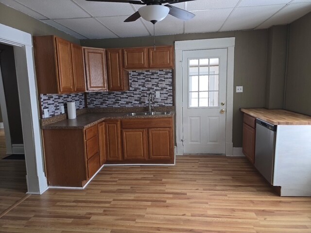 Building Photo - 145 N Buena Vista St