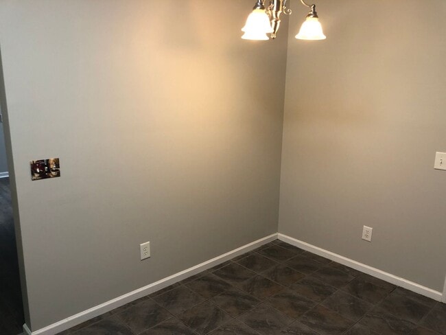 Building Photo - This lovely townhome is located in the highly desirable community of Blakeney Preserve just off R...