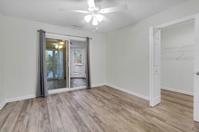 Building Photo - 7212 Windward Dr