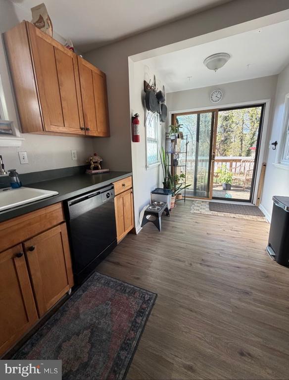 Building Photo - 131 E Ormond Ave