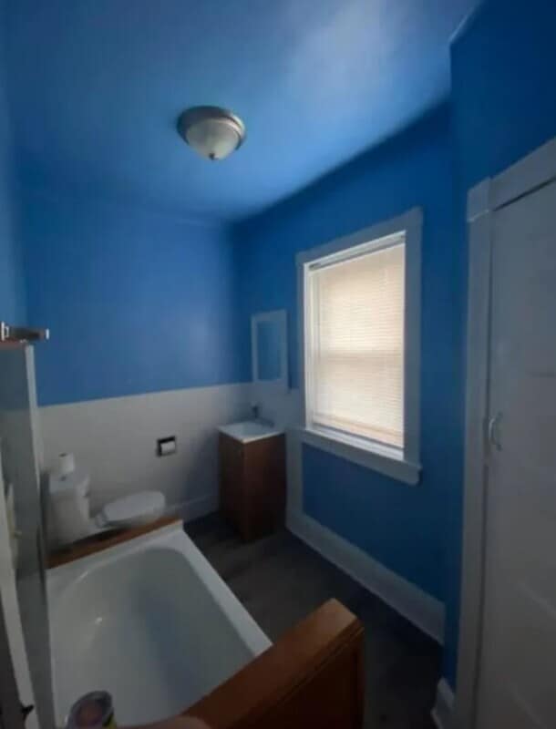 Building Photo - 152 N Robinson St