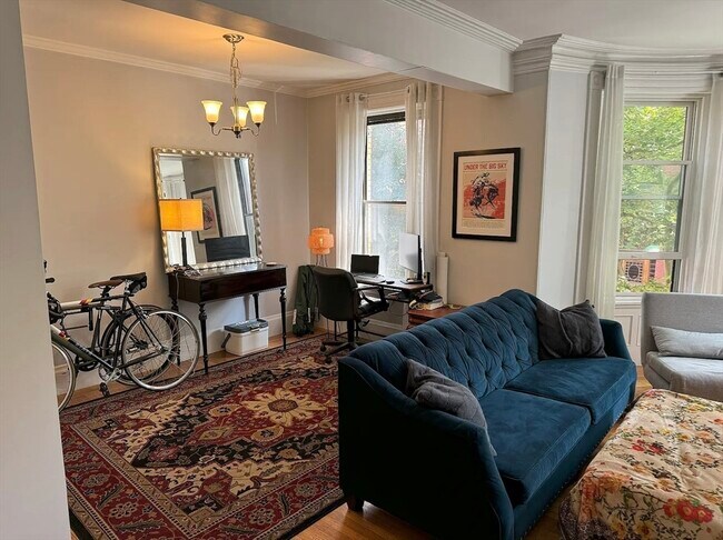 Building Photo - 429 Marlborough St