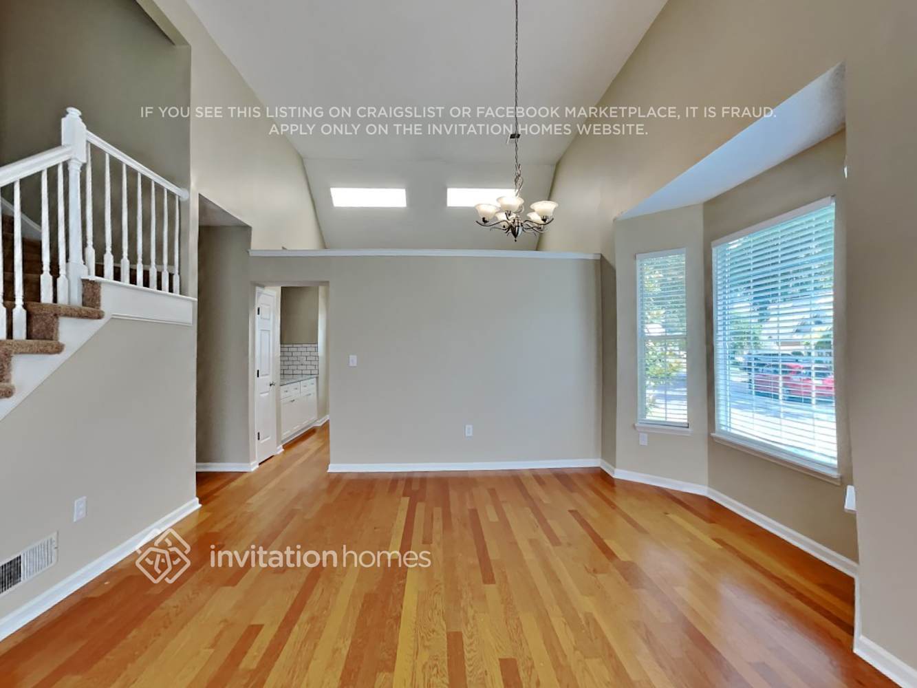 Building Photo - 102 Lakewood Cir Dr