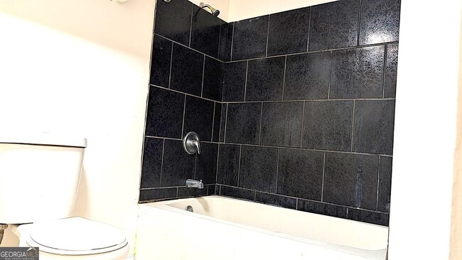 Building Photo - 1917 Baker Rd NW