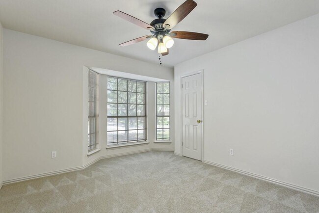 Building Photo - 1517 Thibodeaux Dr