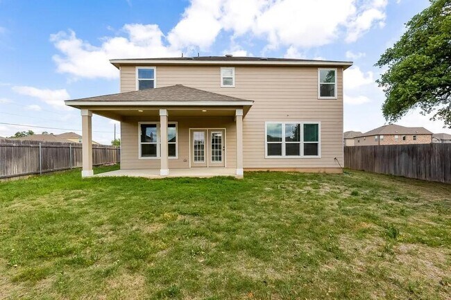 Building Photo - 716 Priscilla Ct