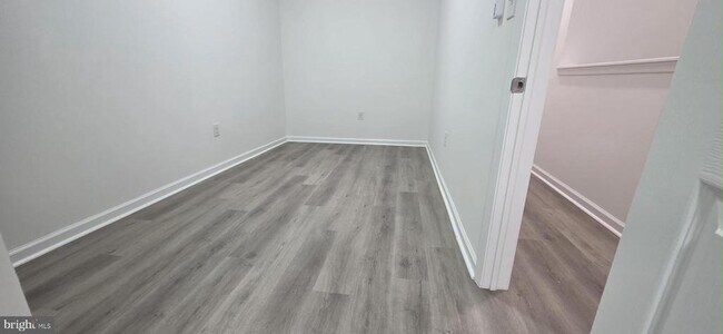 Building Photo - 2233 N 16th St