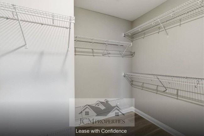 Building Photo - 117 Lambert Fld