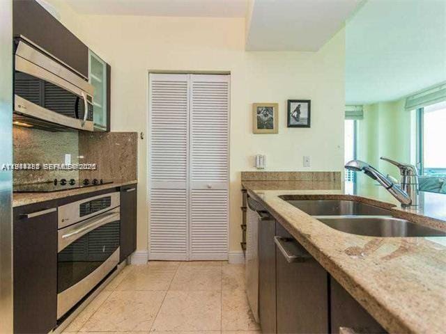 Building Photo - 333 NE 24th St