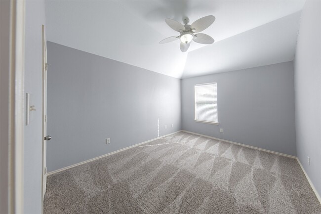 Building Photo - 11026 Anilu Dr