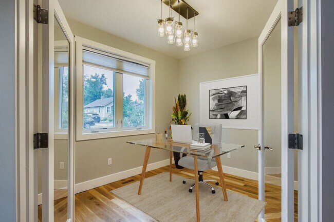 Building Photo - Edge Water Beauty- This is a Must See Home!