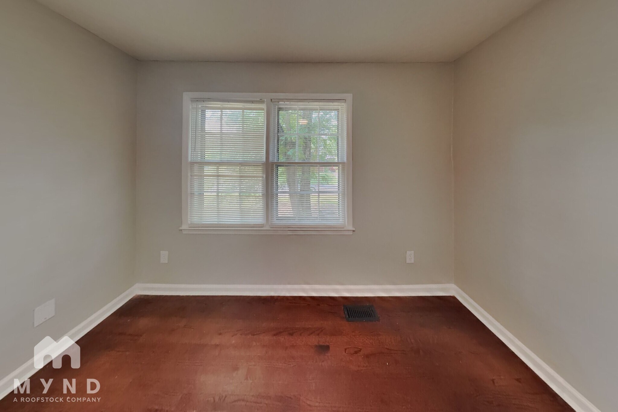 Building Photo - 6815 Saddle Ridge Rd
