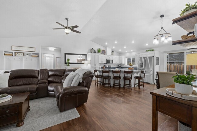 Building Photo - 1234 Pheasant Wy