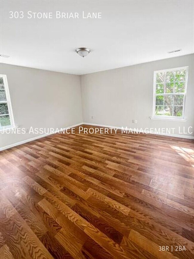 Building Photo - 303 Stone Briar Lane-