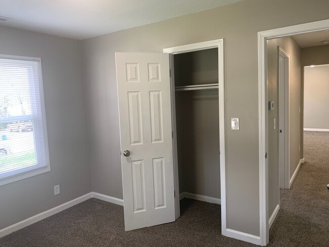 Building Photo - Welcome Home!