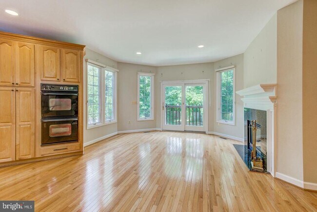 Building Photo - 18 Nantucket Ct