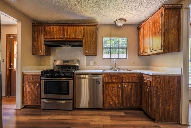 Building Photo - 3-BED 2-BATH RENTAL IN MADISON COUNTY