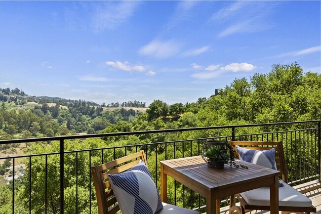 Building Photo - Spacious 4-Story Townhouse with Panoramic ...