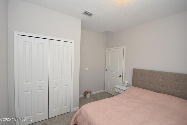 Building Photo - 172 Charlie Way