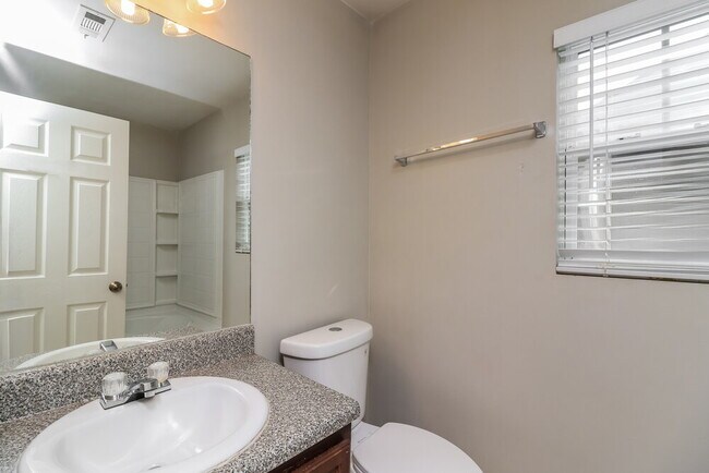 Building Photo - 305 Silver Spring St